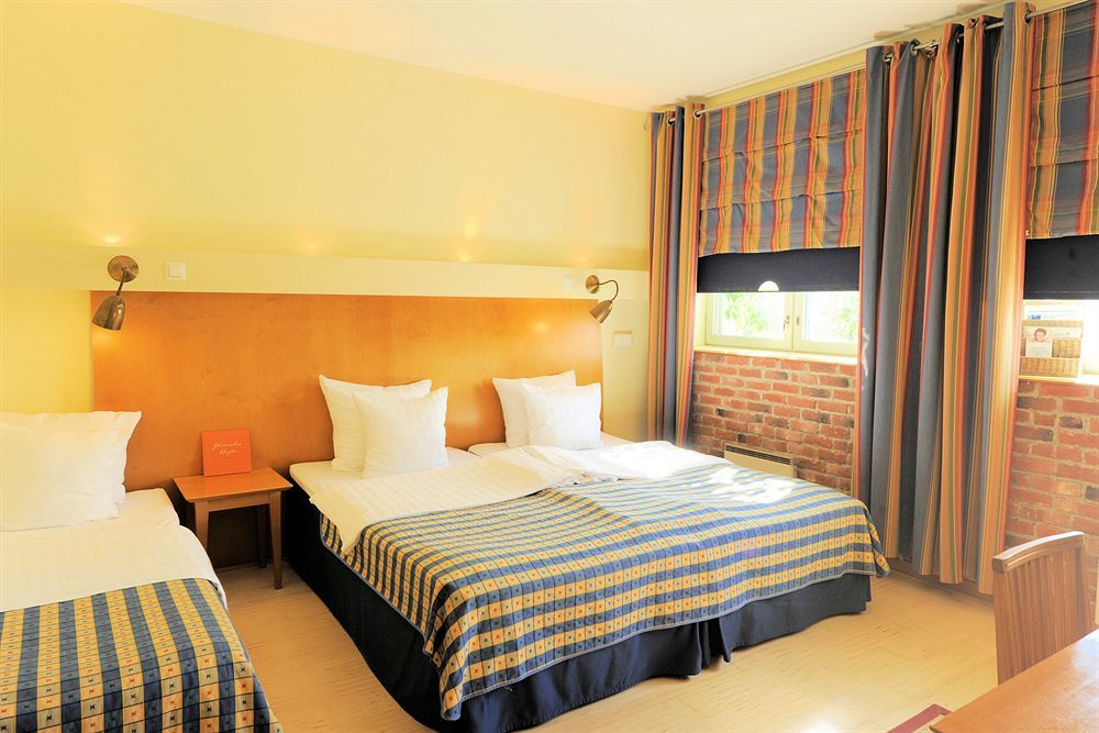 Hotel Krapi توسولا المظهر الخارجي الصورة